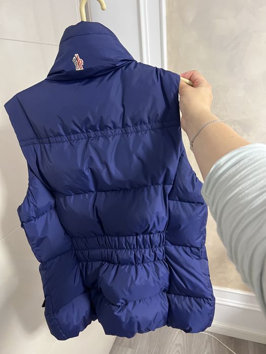 Vesta Moncler autentica