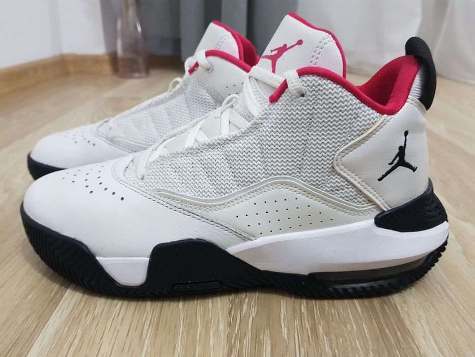 Adidasi Air Jordan mărimea 40 Nike