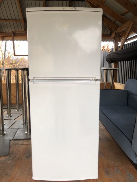 Холодильник Бирюса