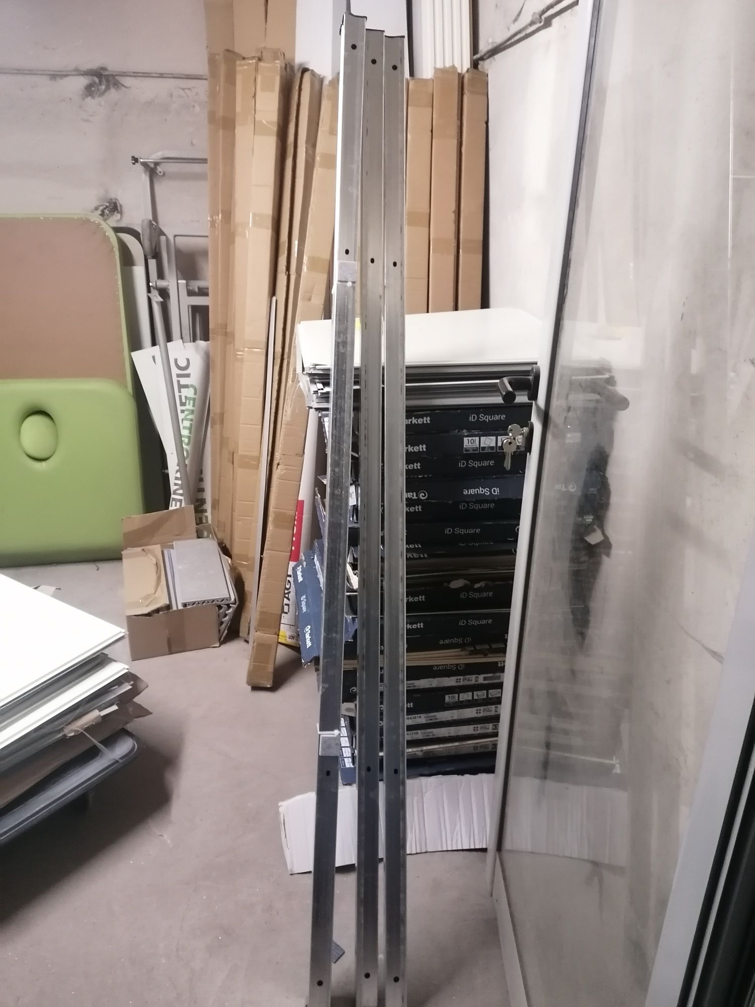 Vand tiava otel30/40 Pret15lei bucata