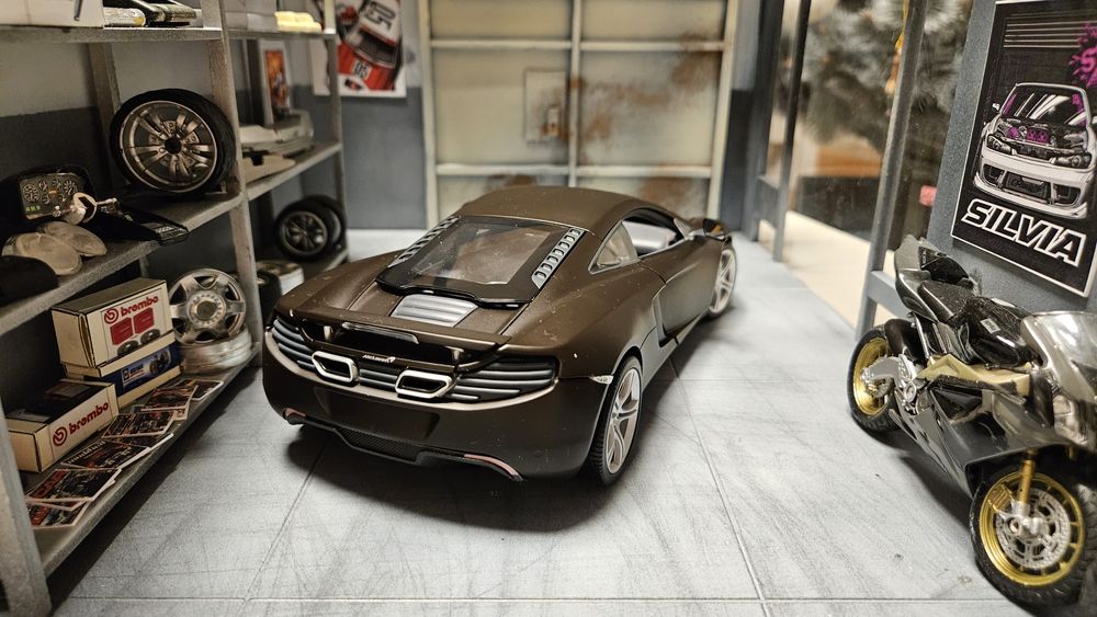 DieCast модел McLaren MP4 12C 1:18 Minichamps