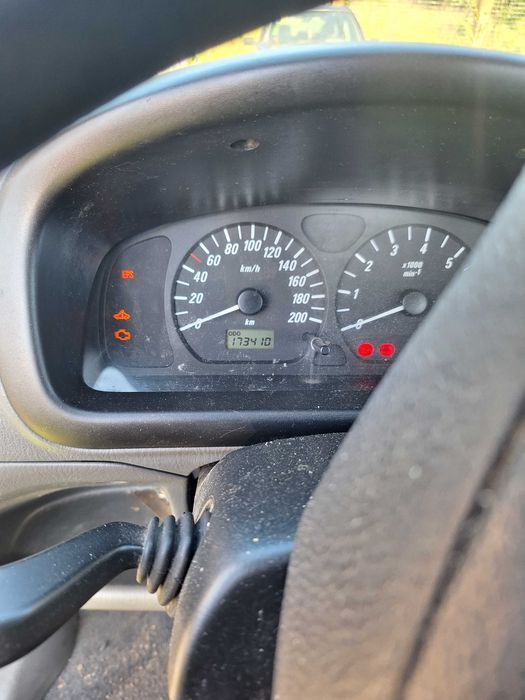 Vand Opel Agila 2001