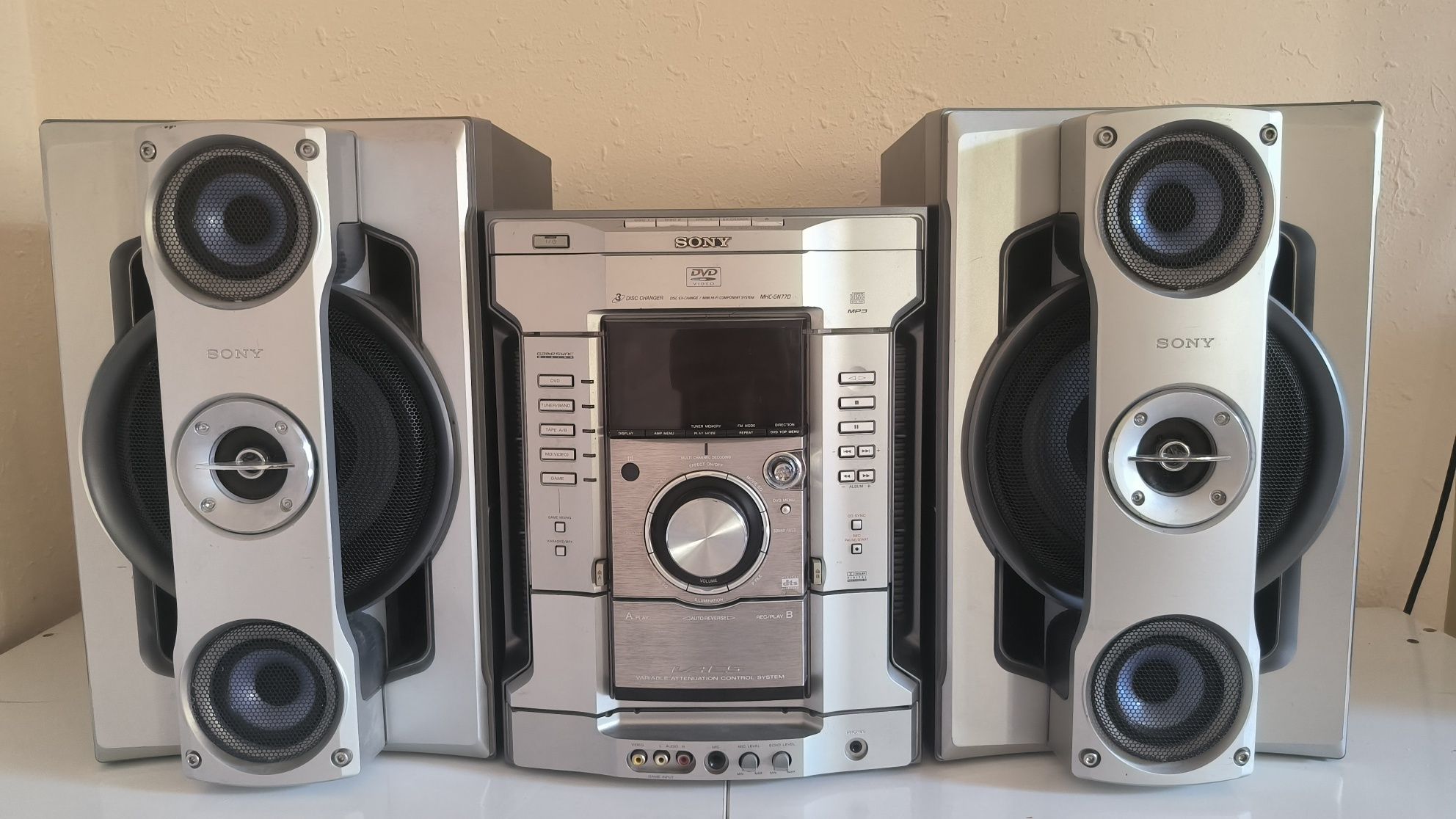 Продам Sony mhs GN77