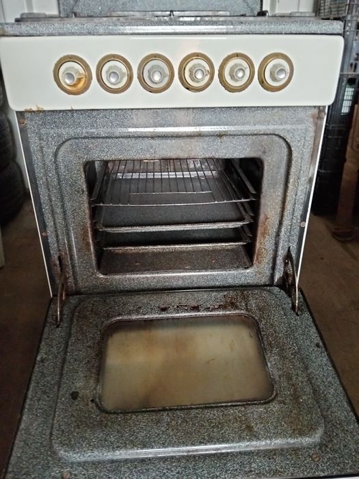 Aragaz pe gaz Carpați 1970