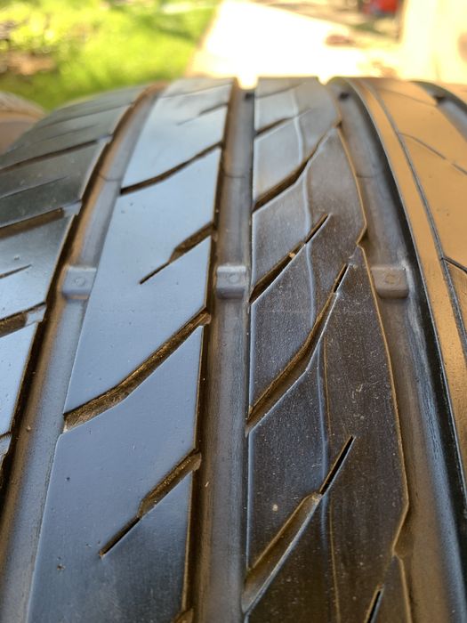 Anvelope vară Matador 235 40 19