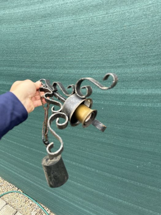 Candelabru vechi rustic