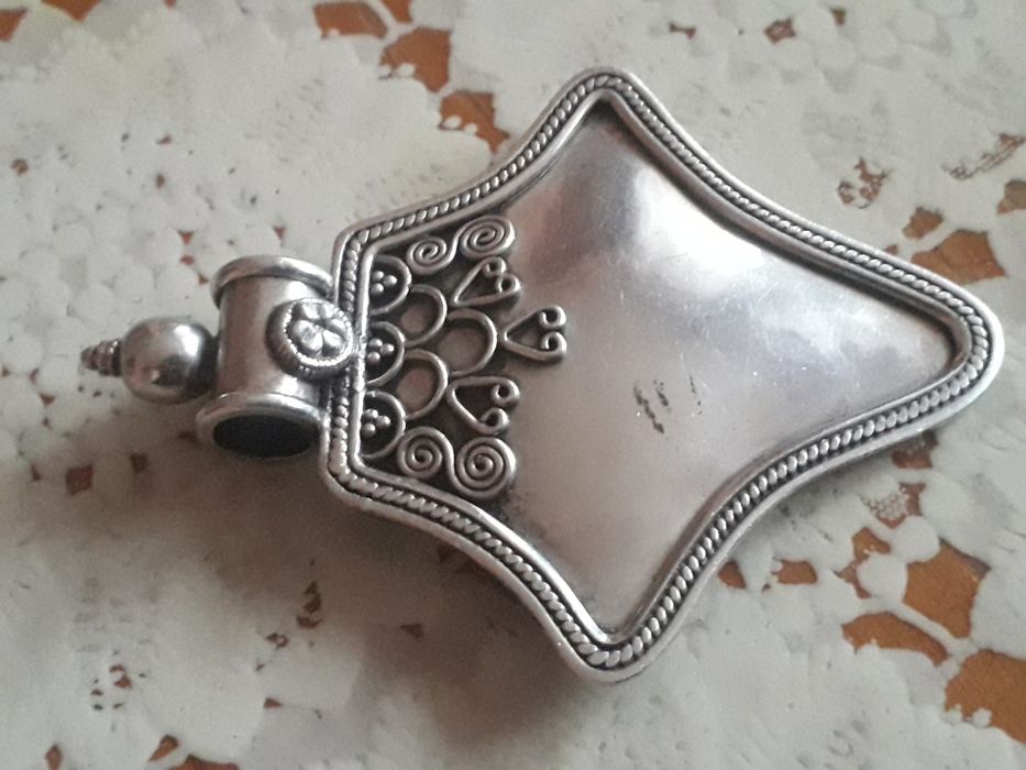 Vand vechi pandantiv din argint 25g