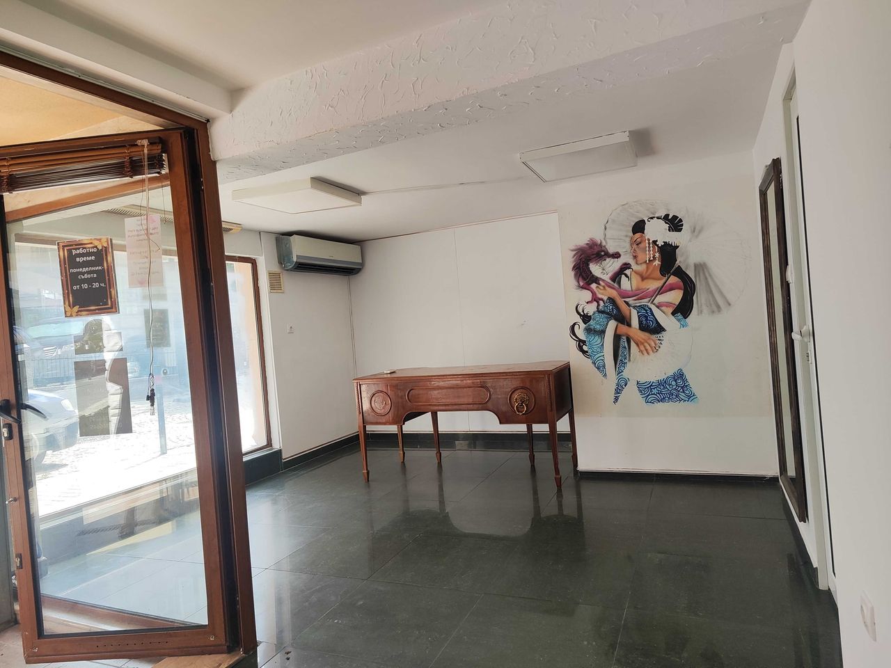 Дава се под наем Офис в Бургас, Център - 22 кв.м за 255 € - Снимка #5