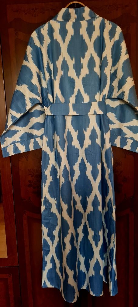 Дизайнерская накидка, кимоно, абайя, кафтан, халат из Икат Адрас