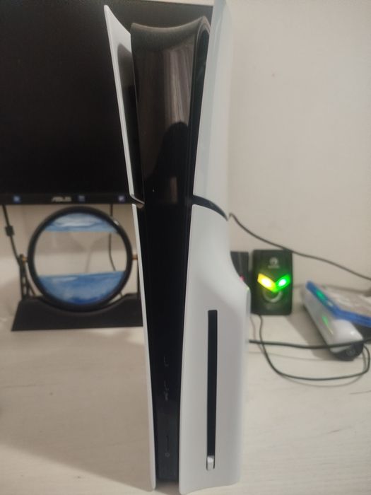 Vand playstation5 nou