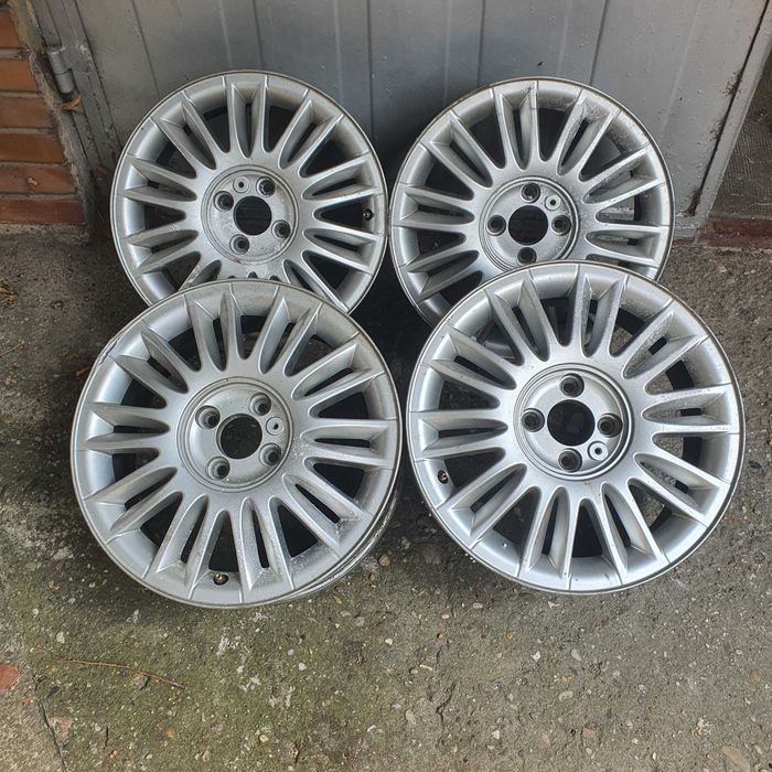 De vanzare set 4 jante aluminiu pt Megane 2