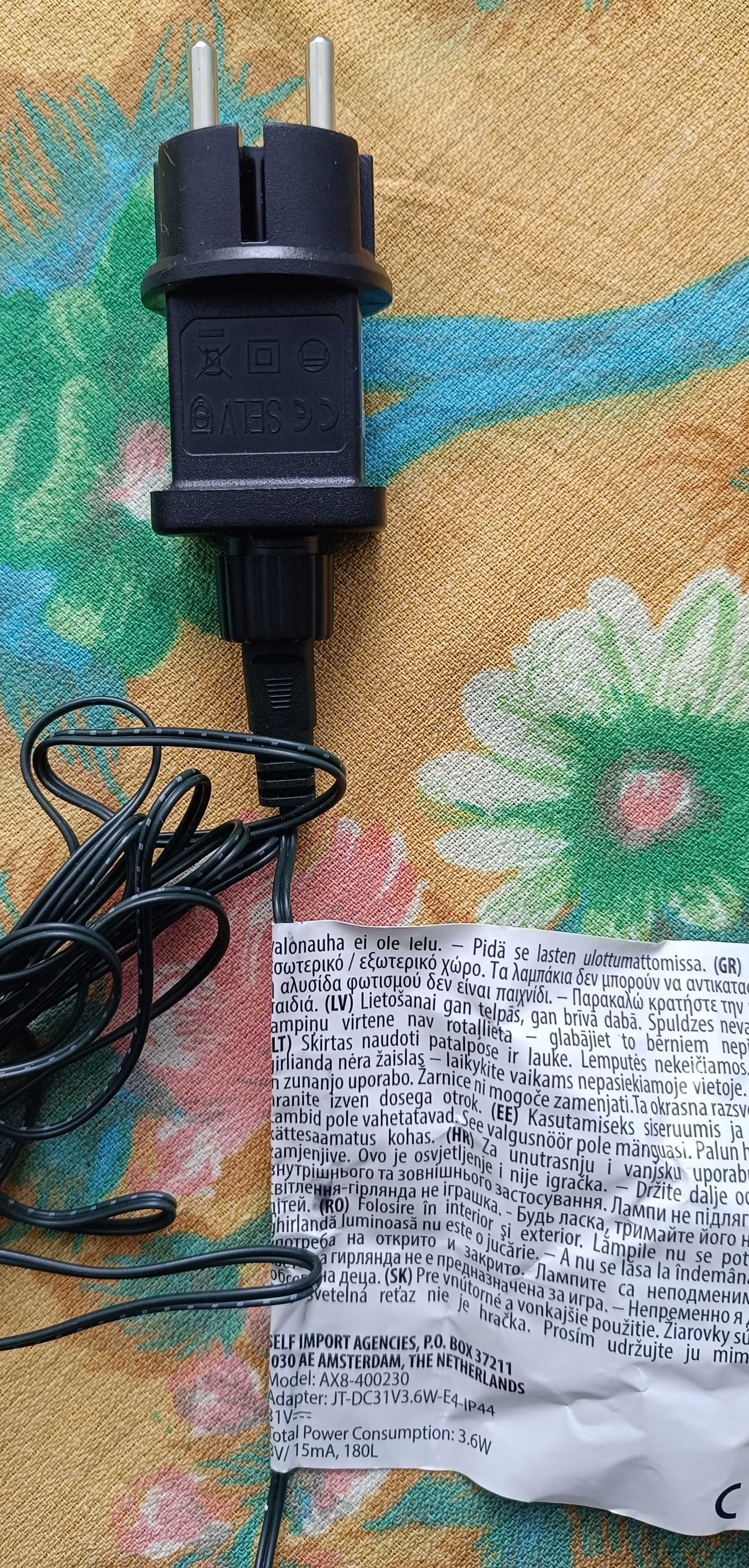 Коледна украса 180 броя LED тип Ледени висулки. IP44. Нова.