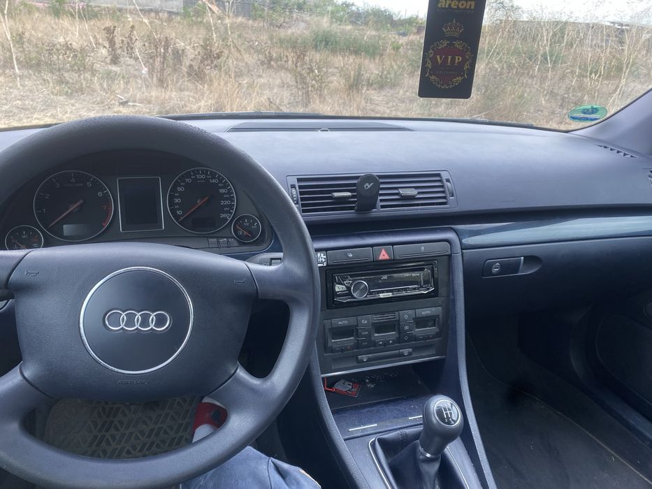Vand sau schimb cu diverse lucru audi a4 2.0 bezine