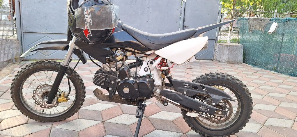 Moto cross 125 cc,