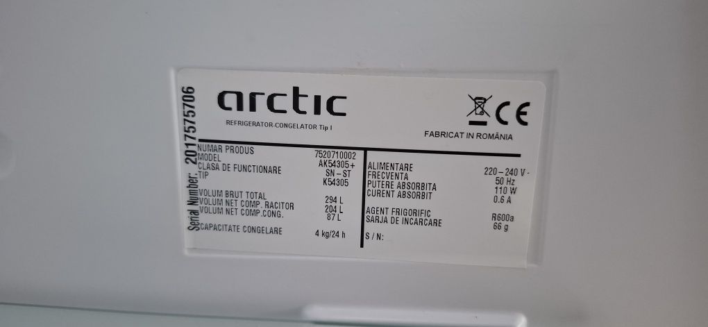 Combina frigorifica Arctic AK54305+