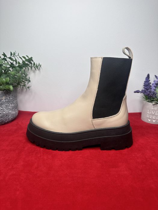 Ghete Chelsea LeGer Joselyn crem/bej și negru marimea 40