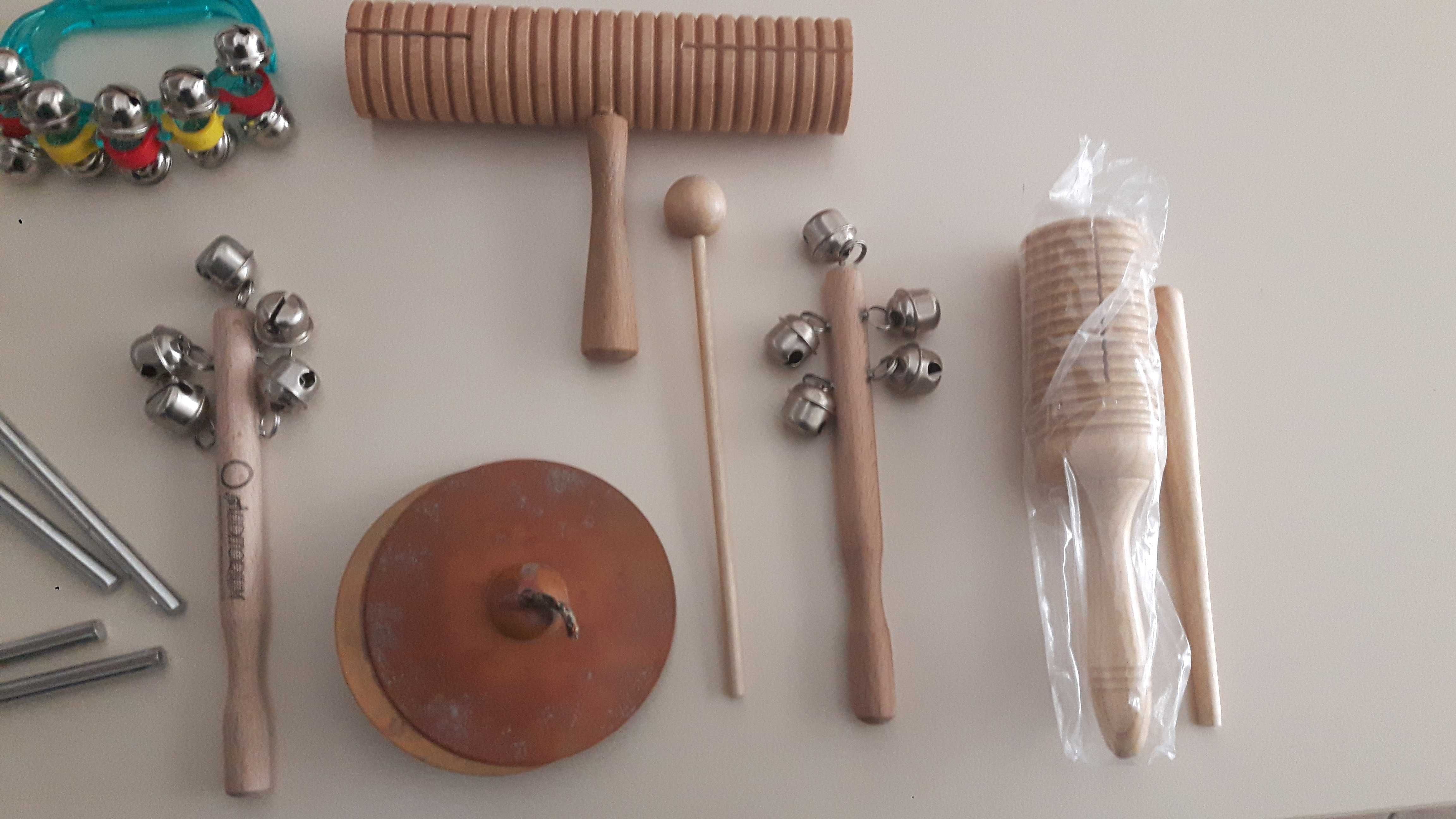 музикални инструменти-дървен и метален