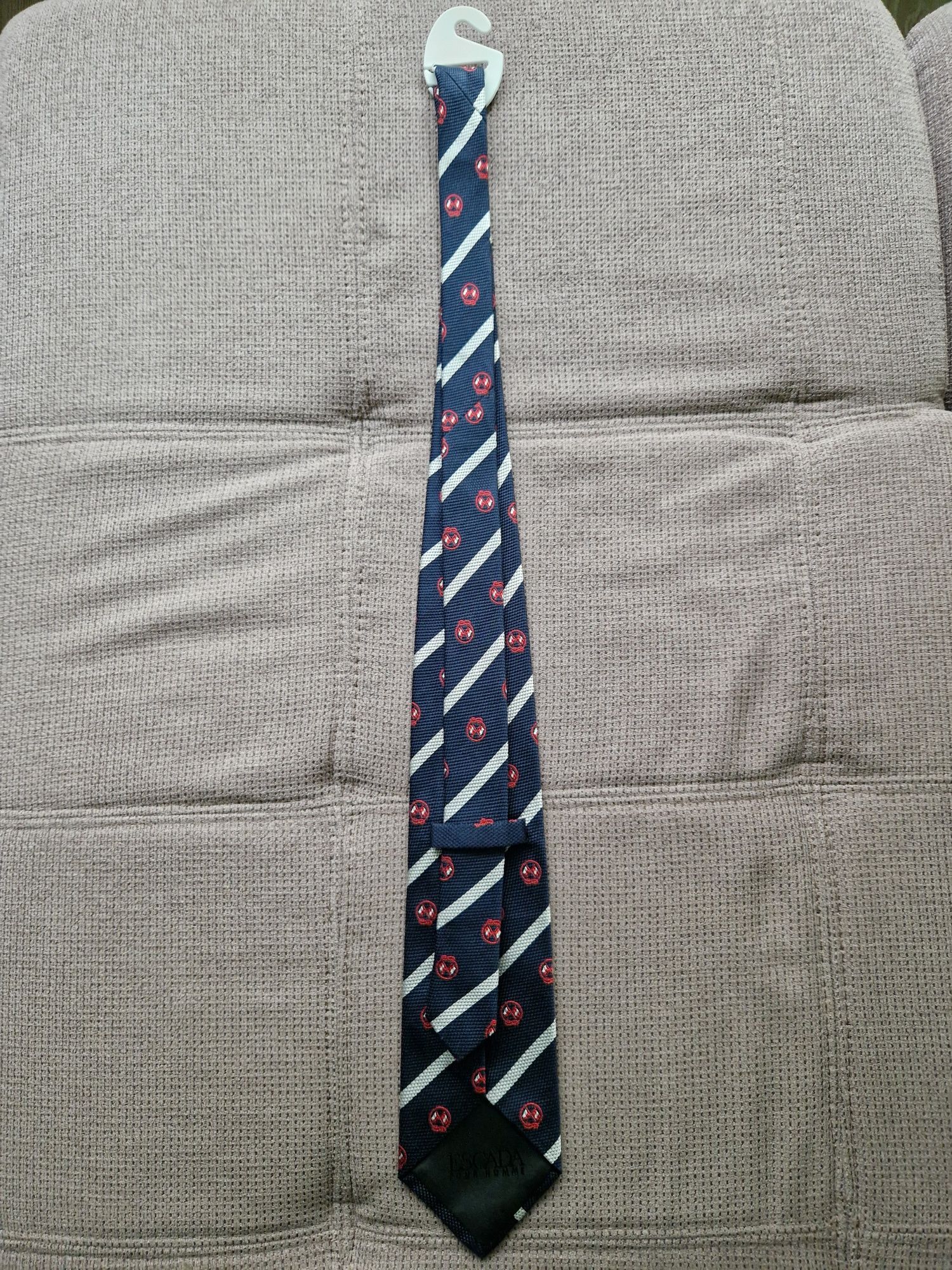 Cravata clasica Escada