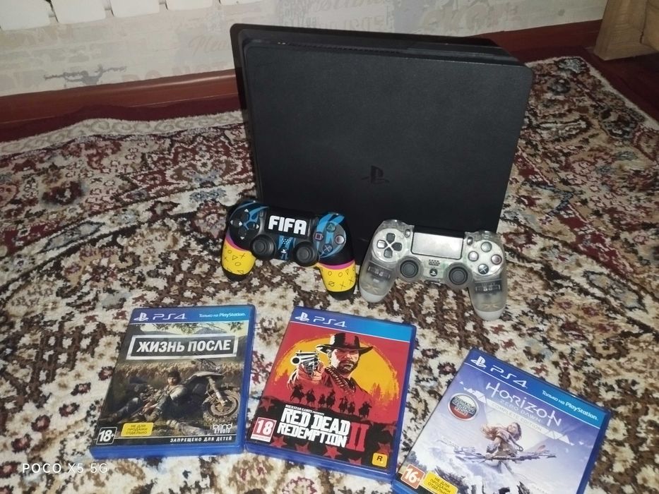 Playstation 4 slim 1TB +игры в подарок.