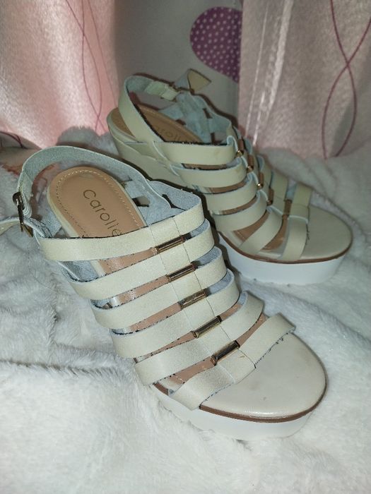 Дрешки разпродажба