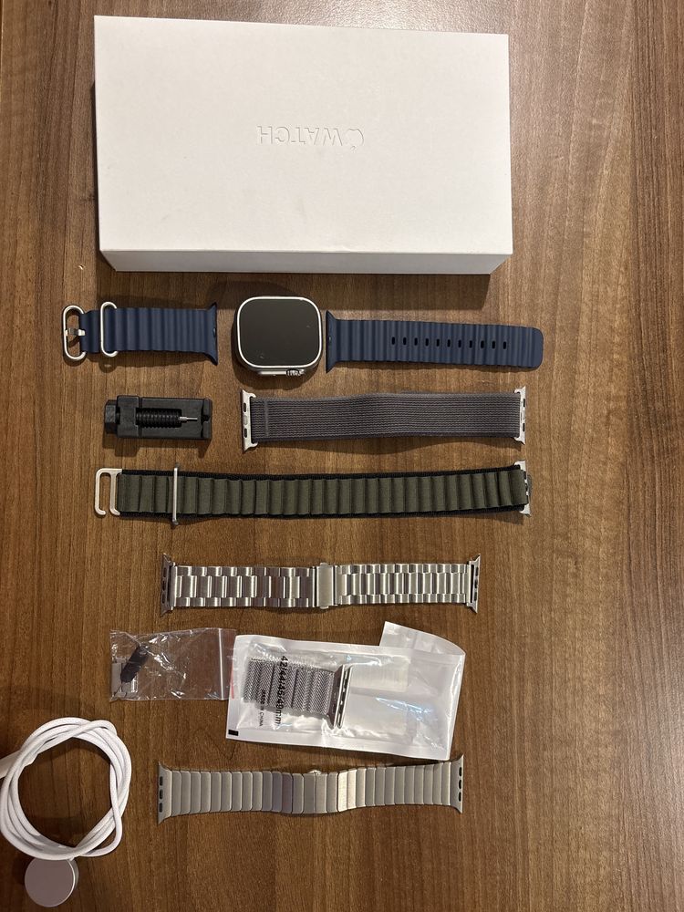 Apple Watch Ultra 2 (Titanium)