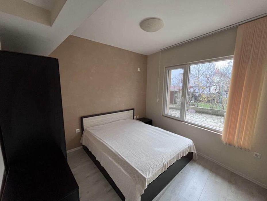 Продава се Тристаен апартамент в Бургас, Сарафово - 76 кв.м за 1843 €/кв.м - Снимка #5