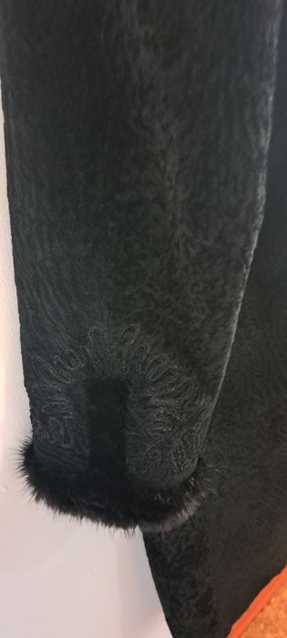 Шуба турецкая мутон,сатылады.