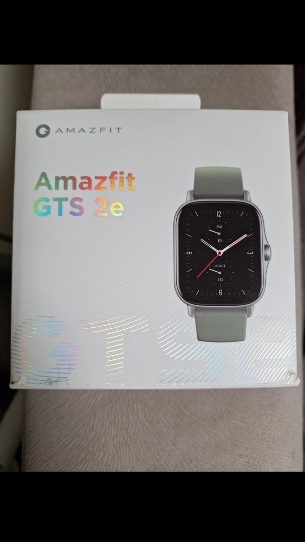 Смарт часовник Amazfit GTS 2e