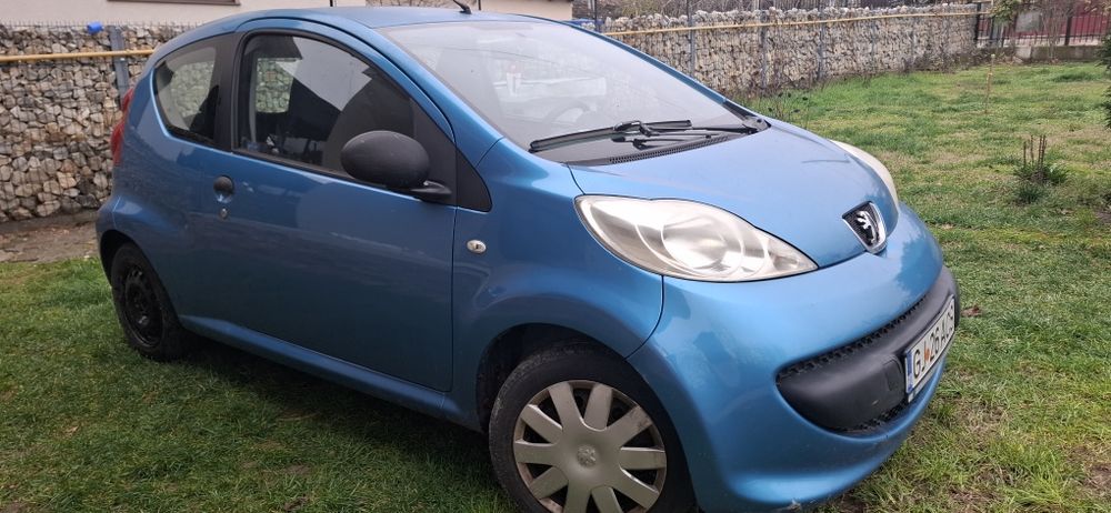 Masina Peugeot 107