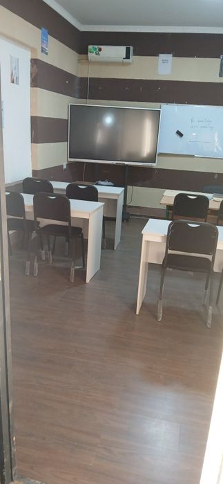 Укув марказ сотилади, ёки парта ва стул сотилади, Продаются парты и ст