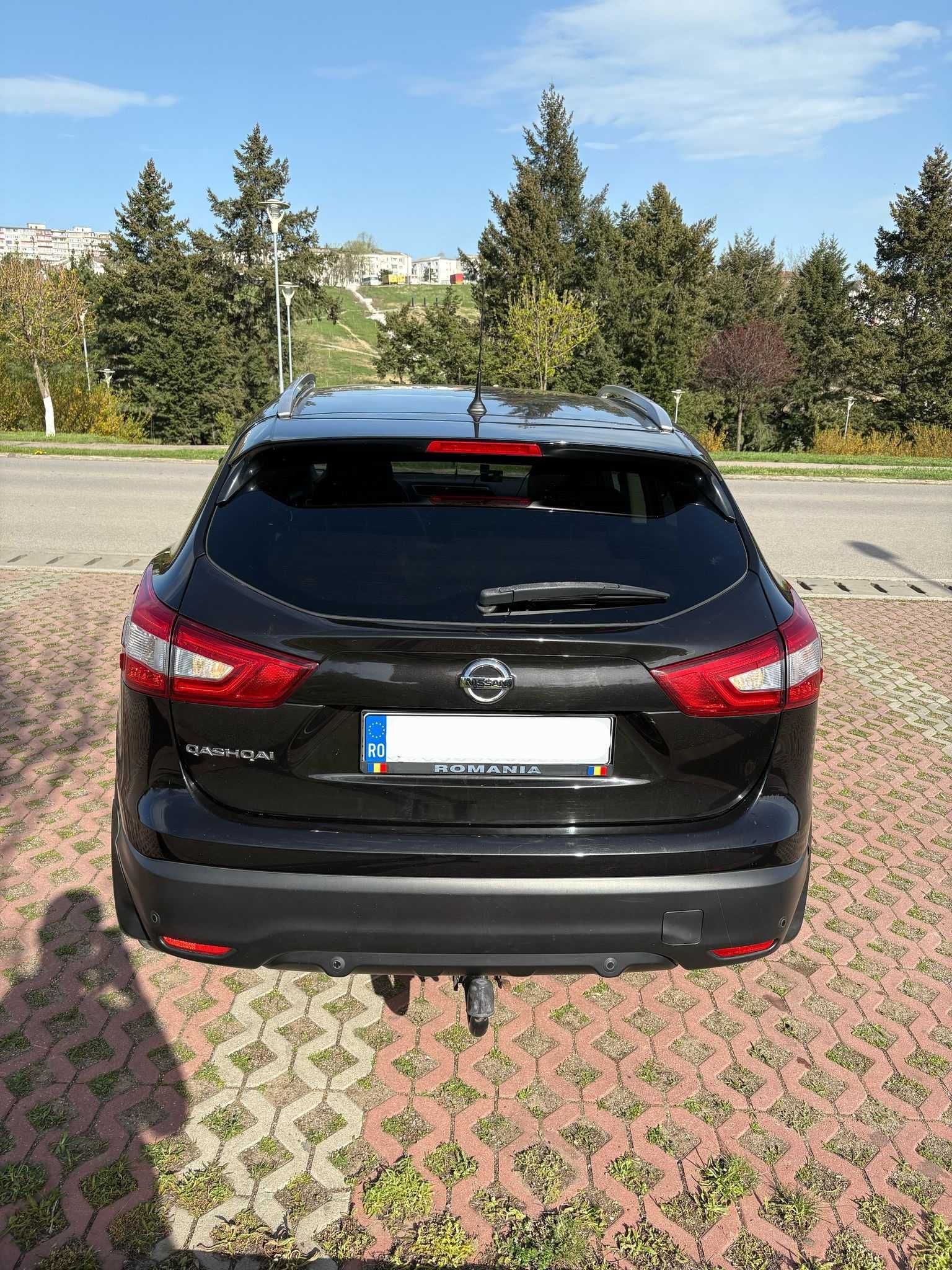 Nissan Qashqai Tekna 2014 automată CVT