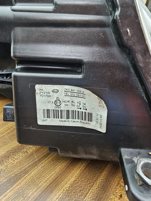 Фарове Фолксваген(Volkswagen) Caddy 2014