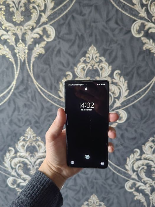 Samsung A71 6/128gb soladi radnoy sensr sal siniq