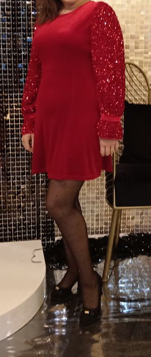 Rochie roșie dama