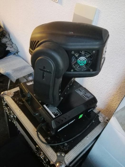 Moving head Robe 250