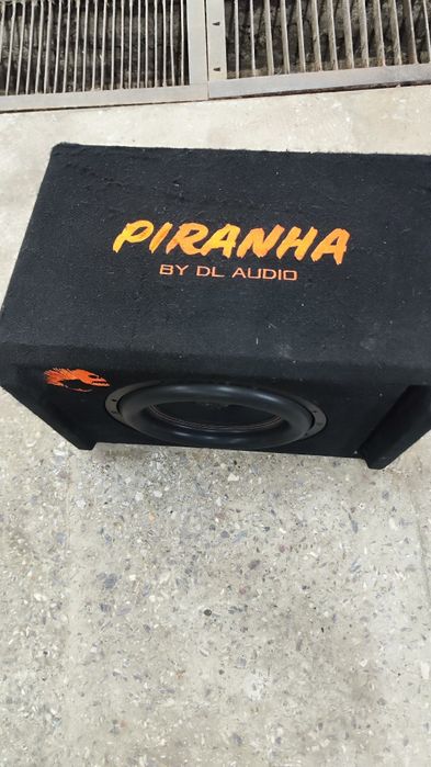 Продам саб Piranha 12A v.2 Black