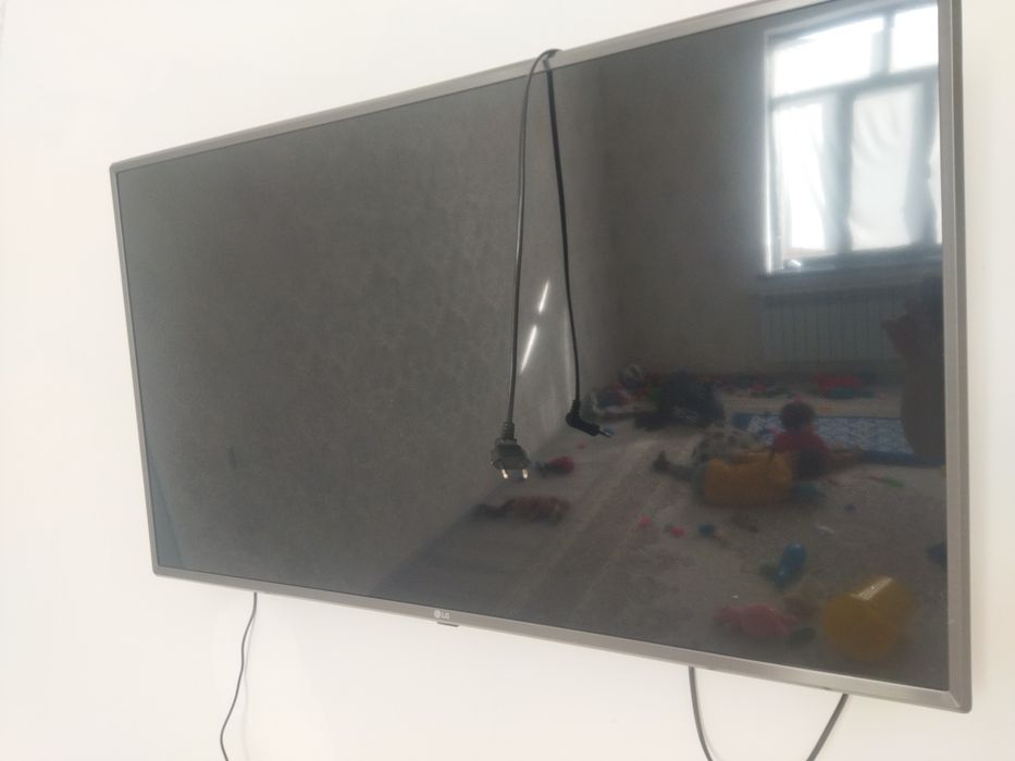 LG 43UN81006LB на запчасти