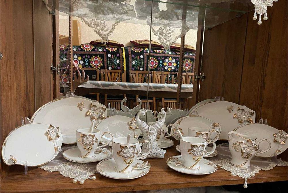 набор сервиз сотилади