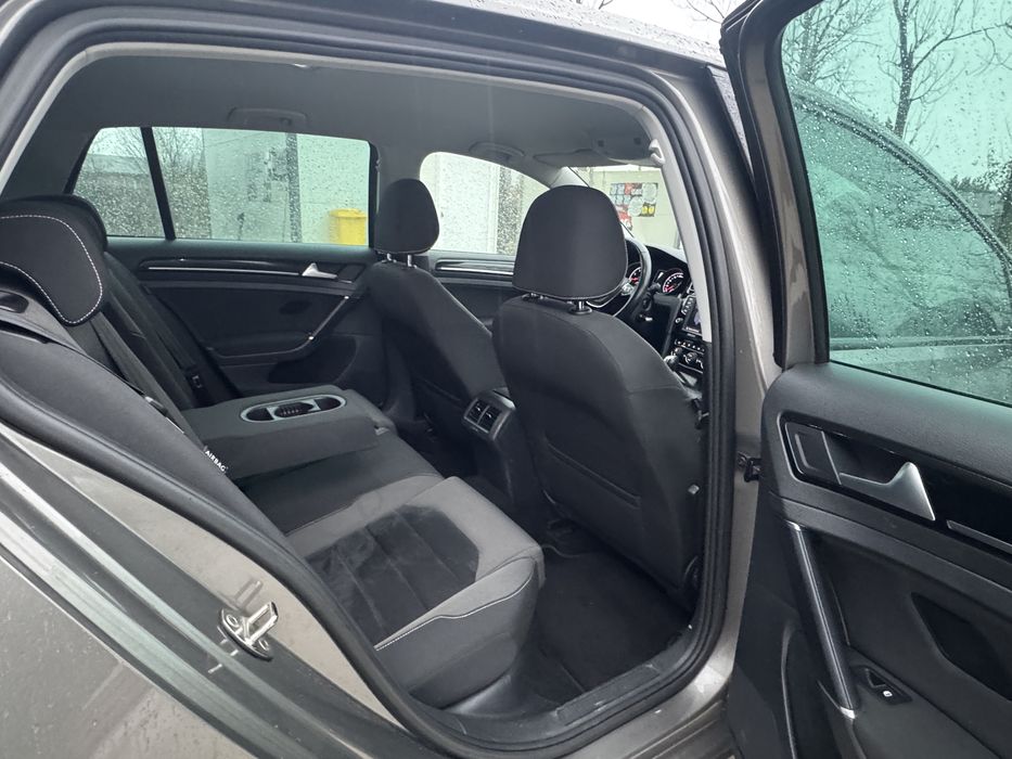 VW Golf 2014 Automat/bi xenon/navigatie/scaune incalzite/alcantara