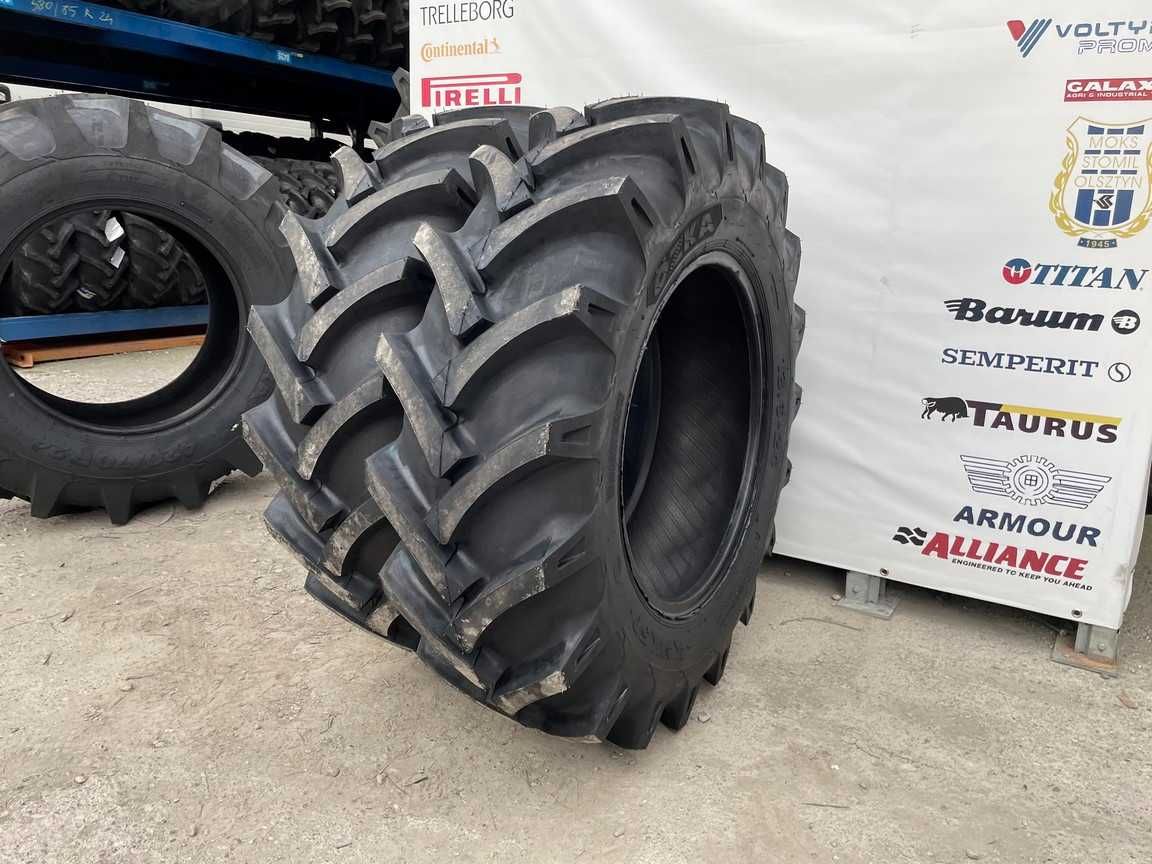 Anvelope noi 13.6-24 cu 12 pliuri pentru tractor fata marca OZKA