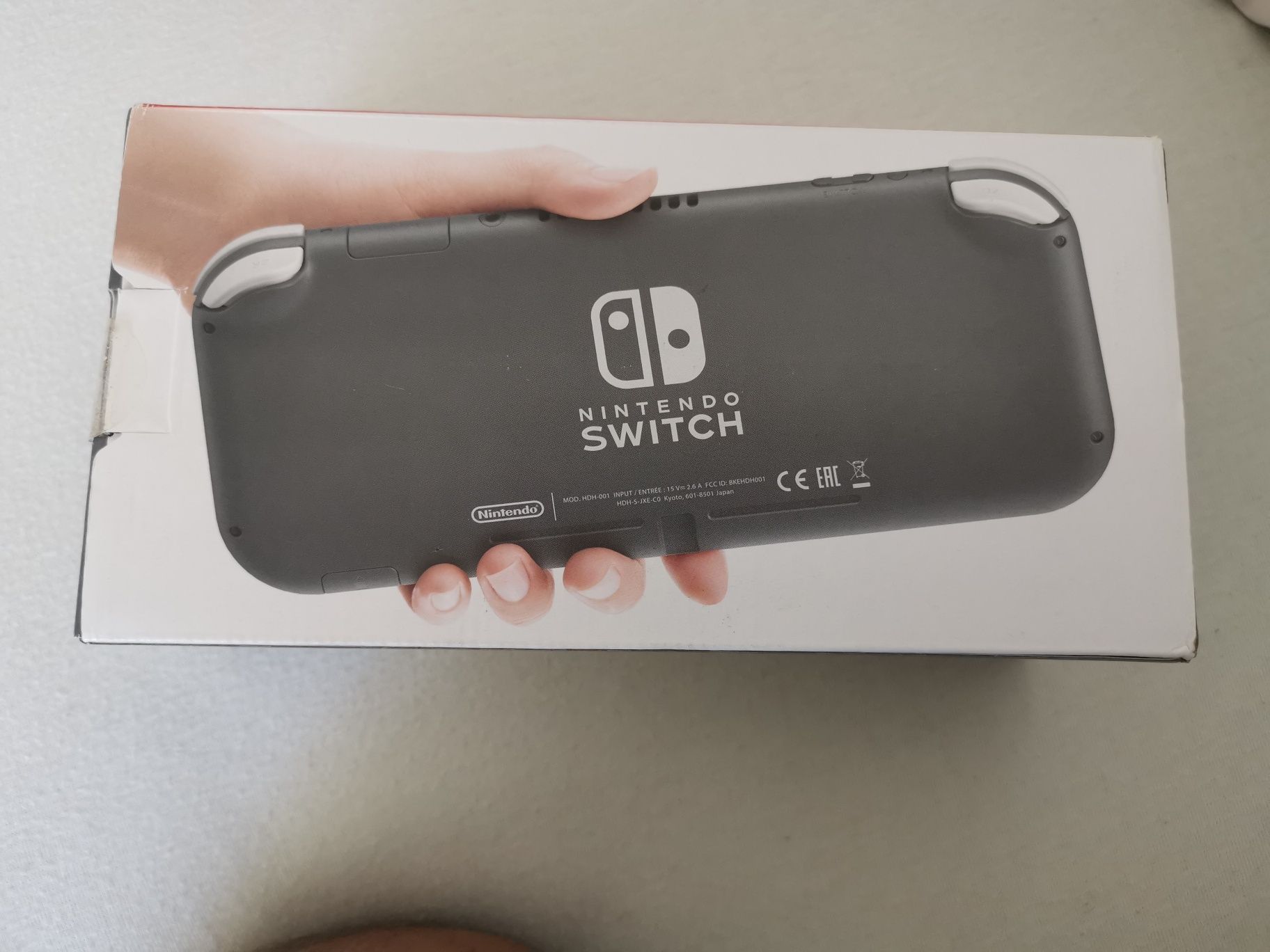 Nintendo switch lite