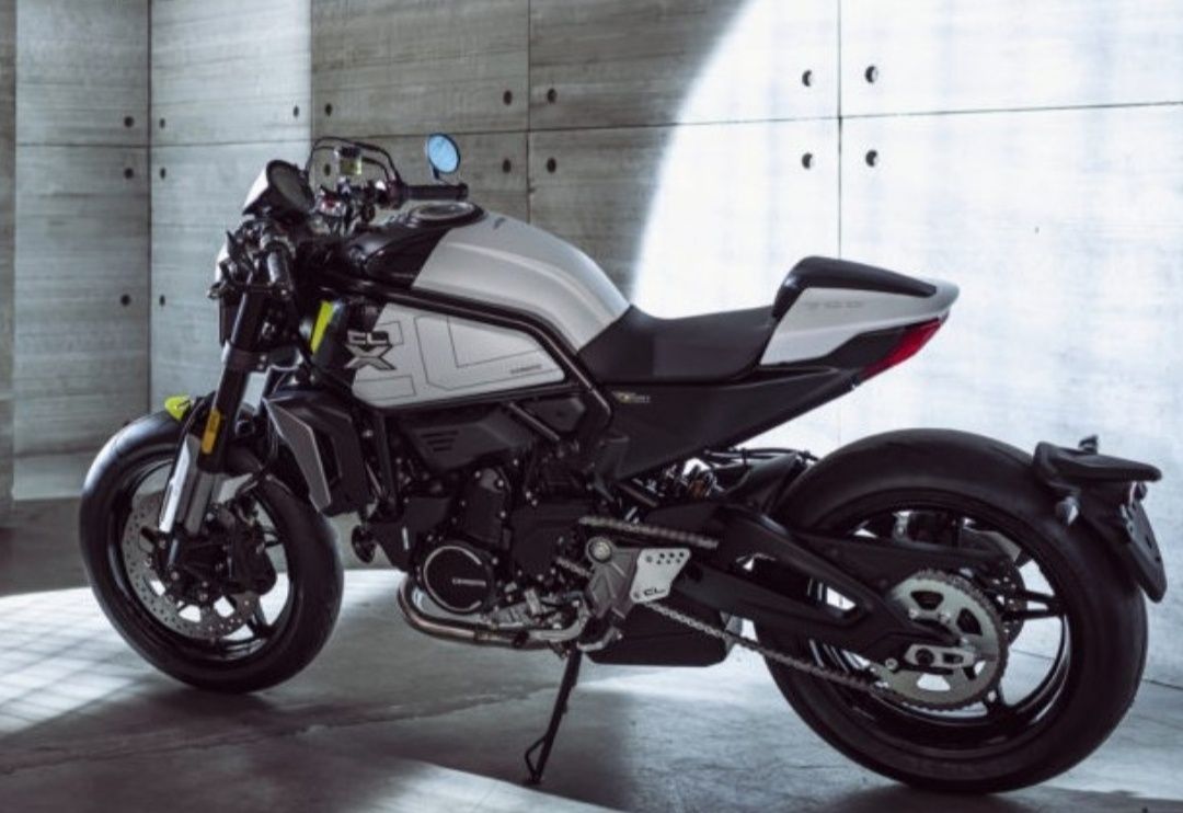 МотоциклCFMOTO 700CL-X Sport abs
Модель CFMOTO 700CL-X Sport
Двигатель