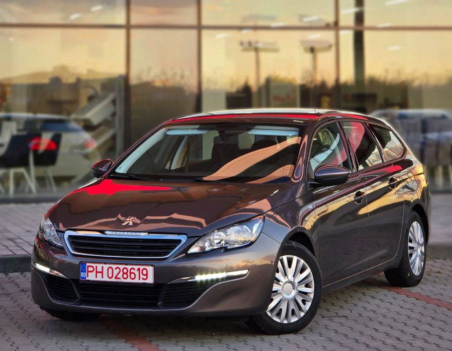 Peugeot 308 Peugeot 308 II 1.6 Blue-HDi | EURO 6 | Diesel | 2014 | Navi | RATE