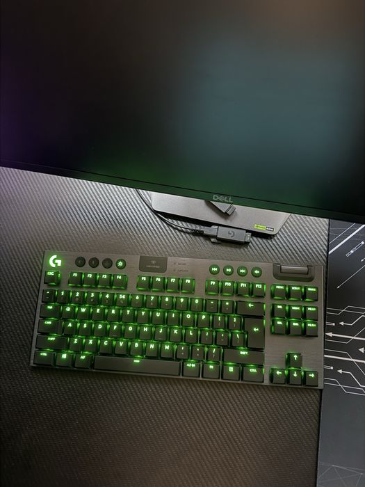 Tastatura Logitech G915 TKL tactile