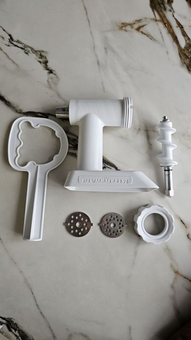Продам насадку мясорубку на Kitchenaid