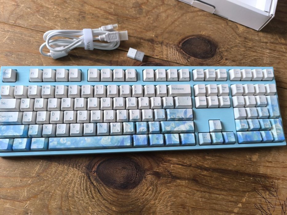 Продам клавиатуру Varmilo VD108M