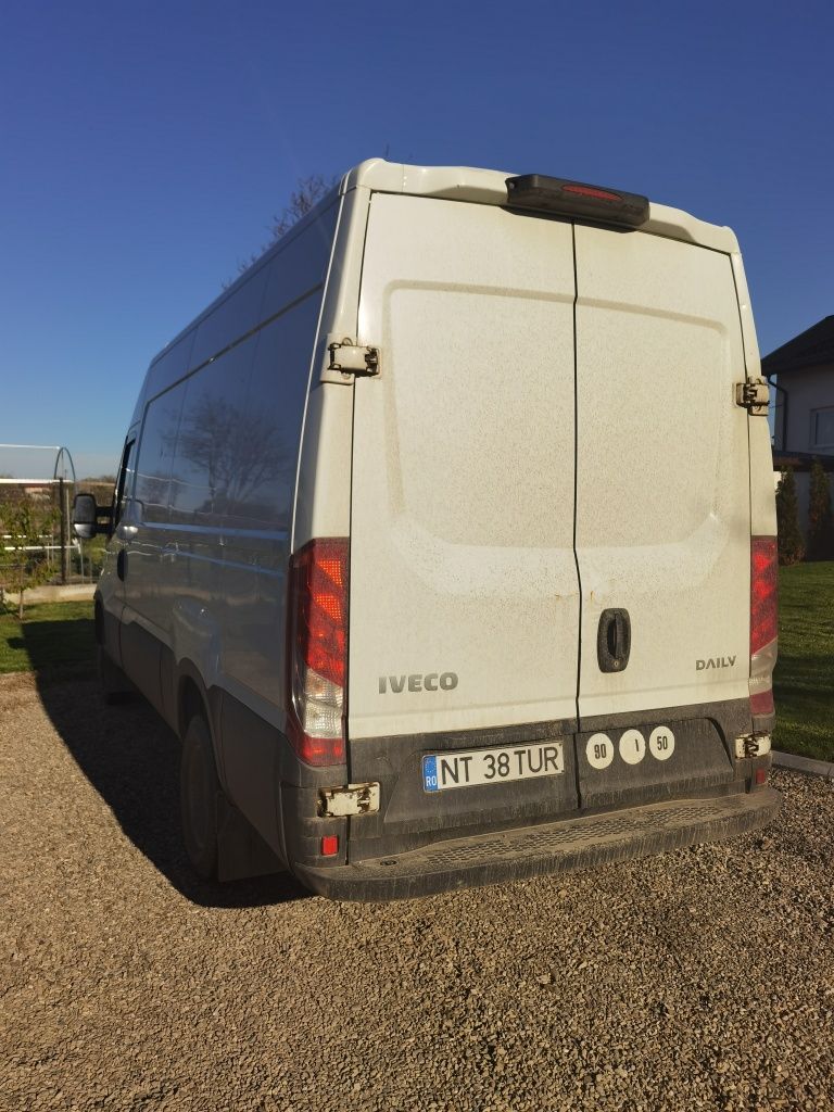 Iveco daily duba pasul mediu schimb cu 7locuri doka sau sașiu simplu