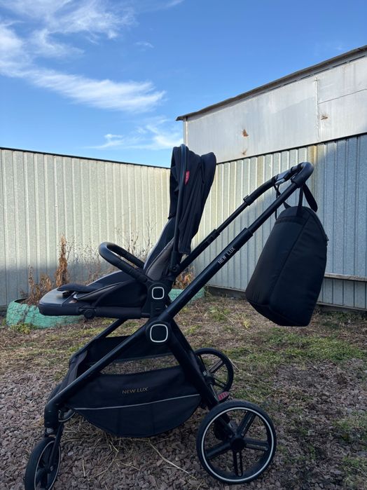 Коляска прогулочная New Lux