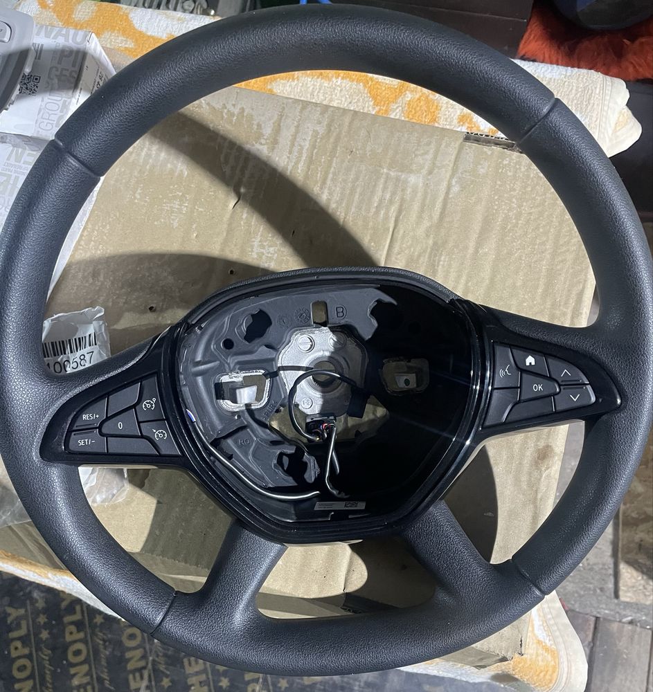 Оригинален Мулти волан за Dacia трето поколение.