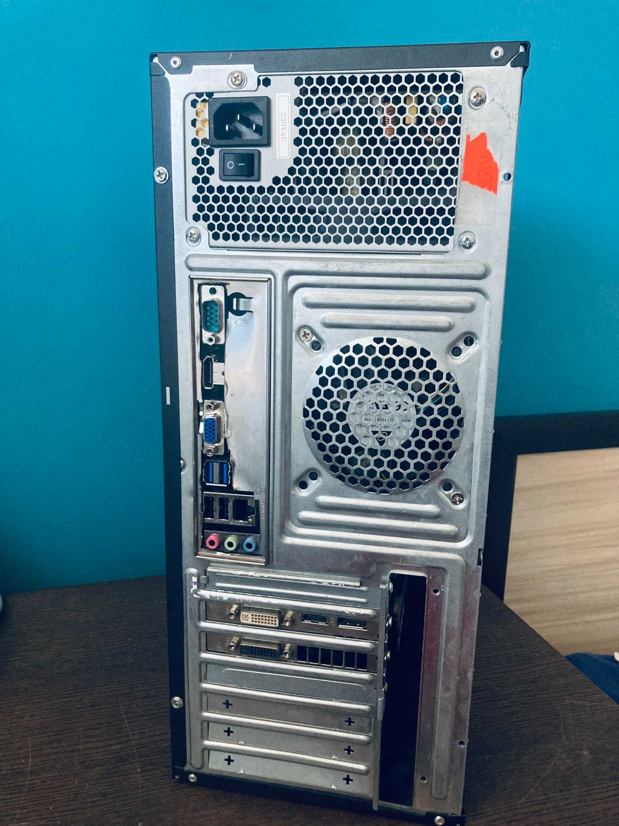 Компютър Intel I3 4160/AMD R9 270 2GB GDDR5/8GB ram/128GB SSD/320GB
